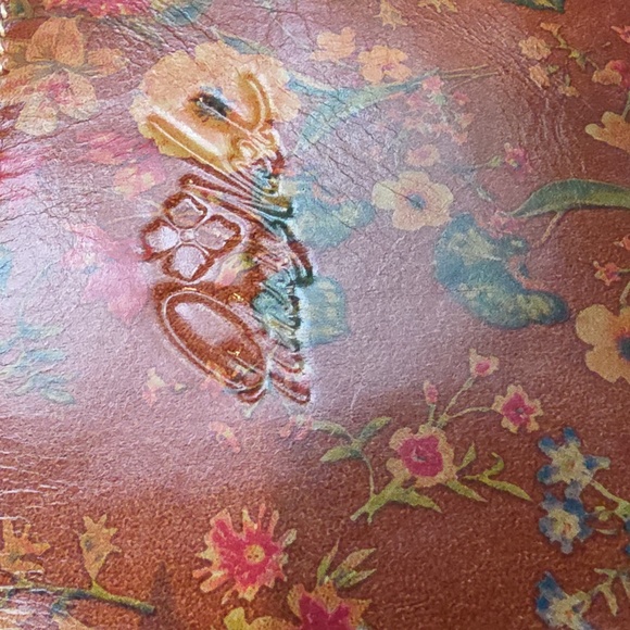 PATRICIA NASH NWT Tan Praire Rose Large Clutch - Picture 7 of 13